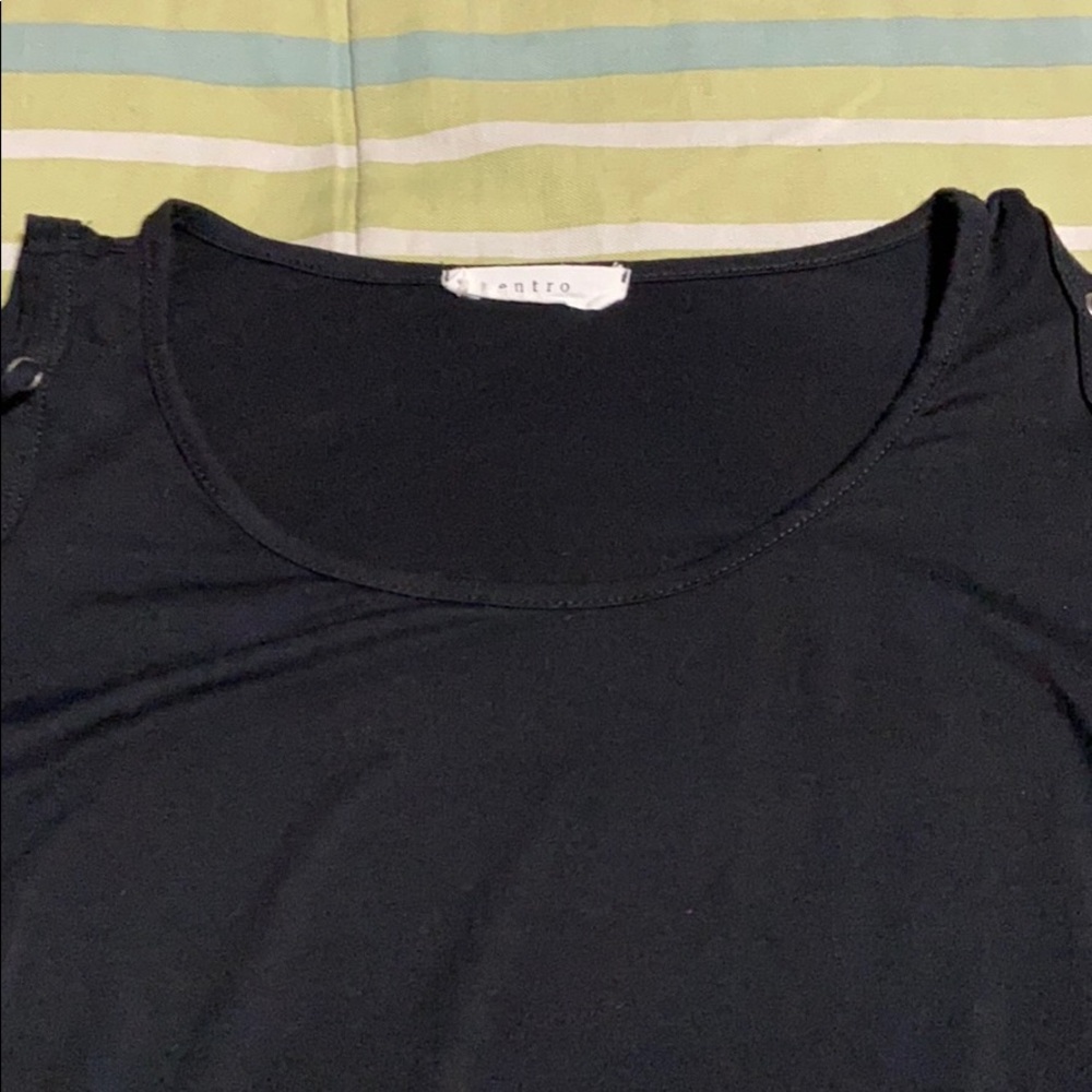 Black Pullover Loose Fitting Top. Euc - image 6